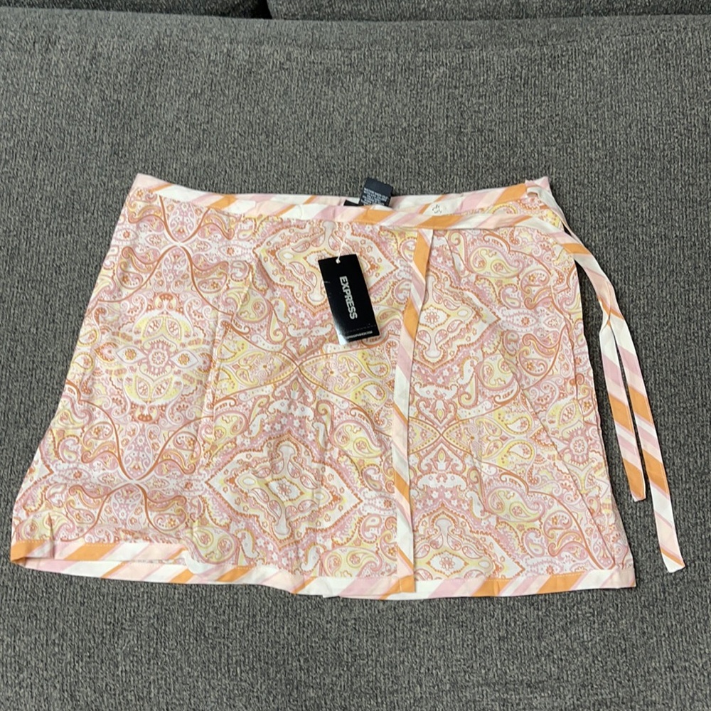 Pink and orange paisley skorts